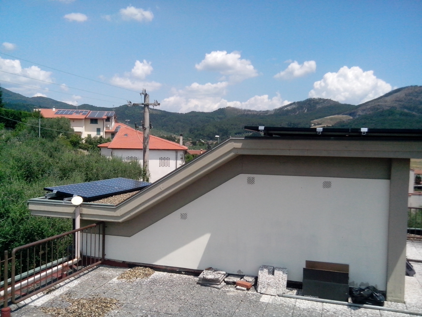 Impianto Fotovoltaico SunPower-Lightland a Montemurlo Prato Toscana 2